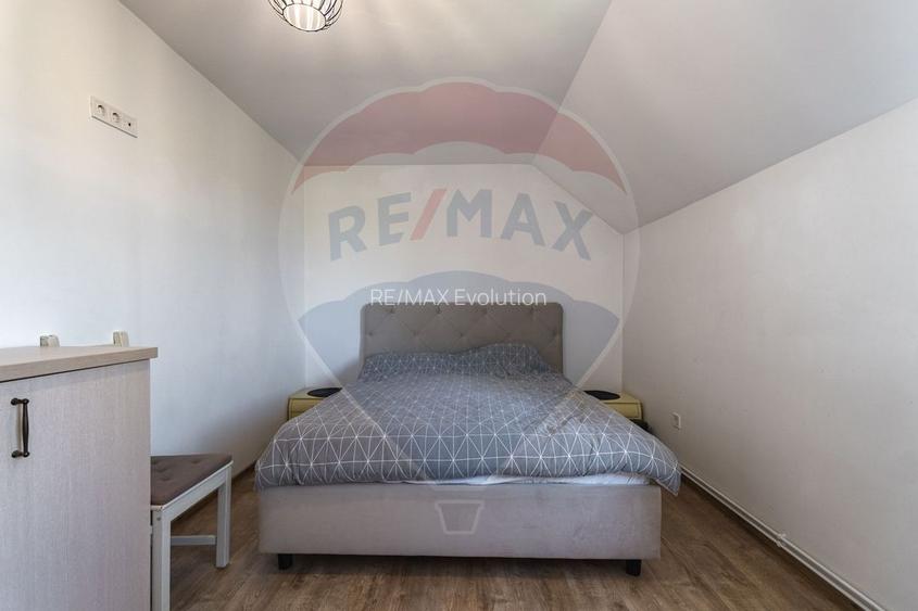 Casa de Poveste - Feldioara, str. Barsei/ 4 camere/ curte! - 24