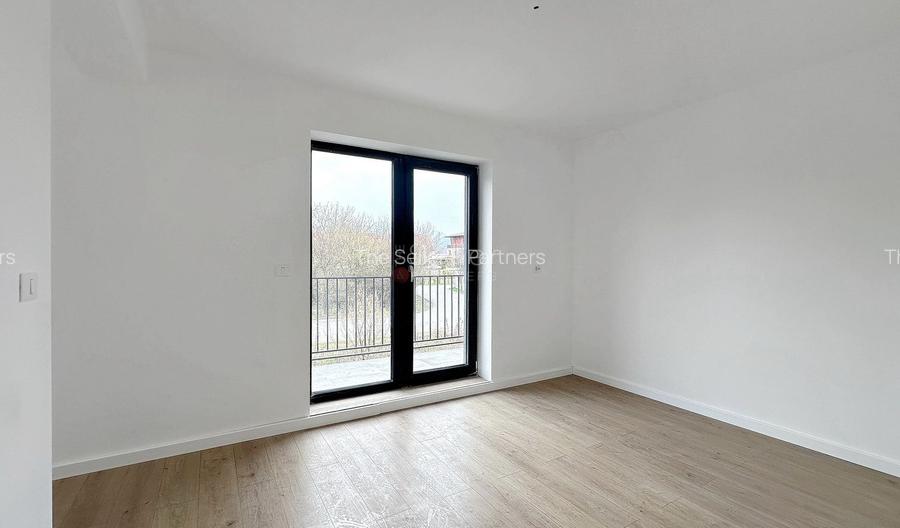 Suprafete Vitrate Mari - 6