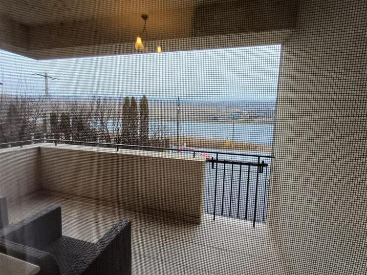 Apartament 3 Camere cu Parcare, AC, Dressing- Lac Rediu