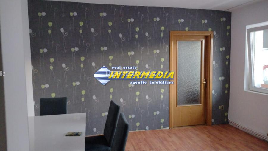 Apartament cu 3 camere de inchiriat in Cetate zona Bulevard Alba Iulia mobilat - 4