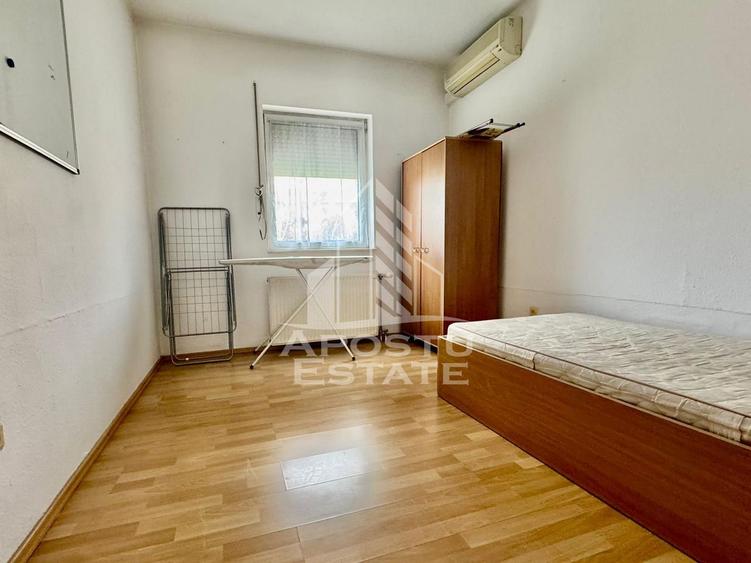 Casa de inchiriat cu 8 apartamente, ideal pentru firme. Zona Centrala