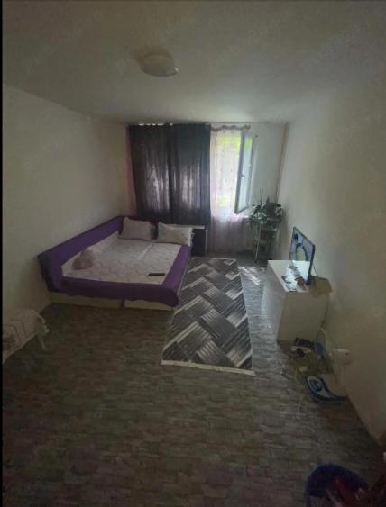 BERCENI – GARSONIERĂ DECOMANDATĂ – 33 MP – BLOC REABILITAT – MOBILATĂ – 60.000