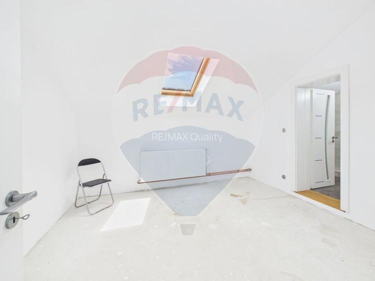 Vila cu Gradina generoasa - Oaza de relaxare in Gruiu - 23