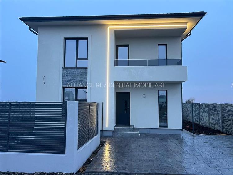 Vila individuala/ 4 camere /3 bai teren 350mp - 2