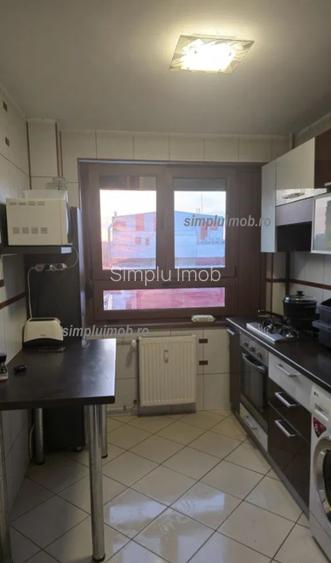 Metrou Titan decomandat spatios 2 camere - 8