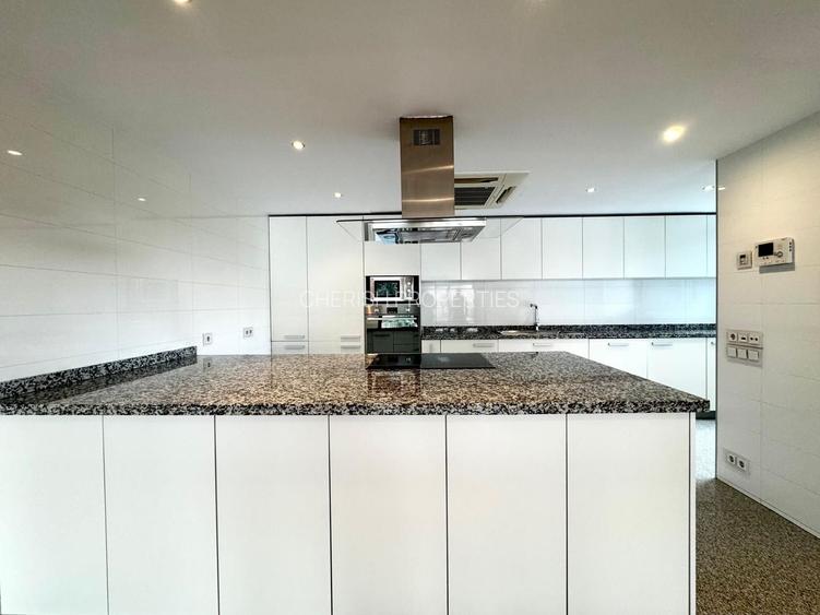 Kiseleff - Aviatorilor  | 3 beds 4 baths | 2 Parkings | Unfurnished | Rent - 5