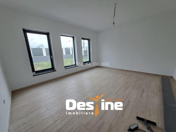 CIURBESTI- CASA INDIVIDUALA 121 MP + TEREN 500 MP, 175.000 euro - 8