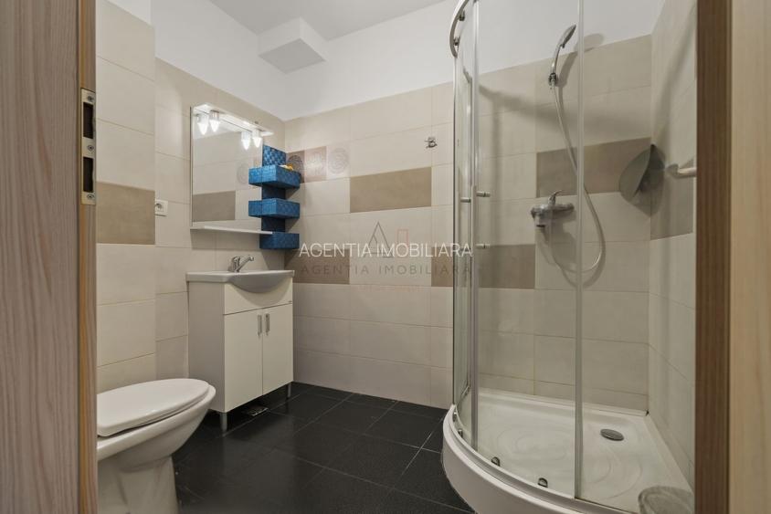 0 COMISION | Bloc Nou | 2 min Parc Sebastian - 12