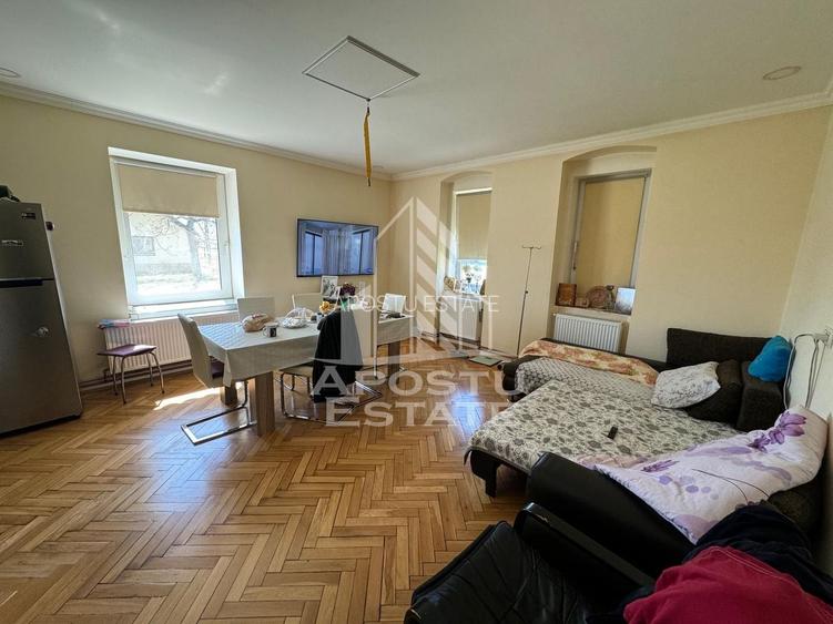 Casa cu piscina si 5 camere in Dinias - 3