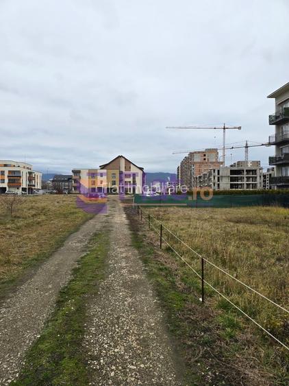 Teren 1.000 mp intravilan  Str. Nicolae Labiș, Brașov - 6