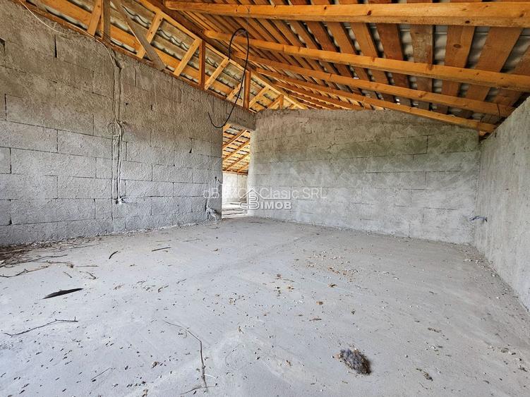 Casă de vânzare în Lazuri – aproape de lacuri, aproape de liniște, de - 7