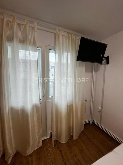 Apartament 2 camere Vitan, centrală proprie, mobilat complet, etaj 3 - 4