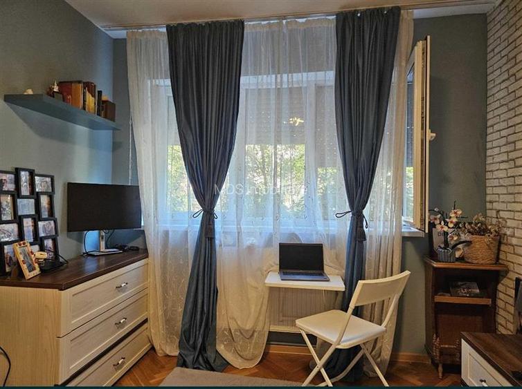 3 camere la etajul 2 cu centrala propie - 4