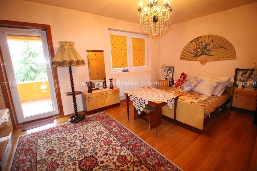 CASA CU MULTIPLE DESTINATII - 7