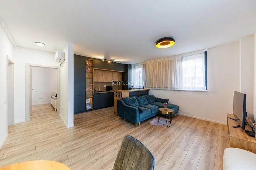 Proprietar inchiriez apart. 2 camere XCity Tower - 11