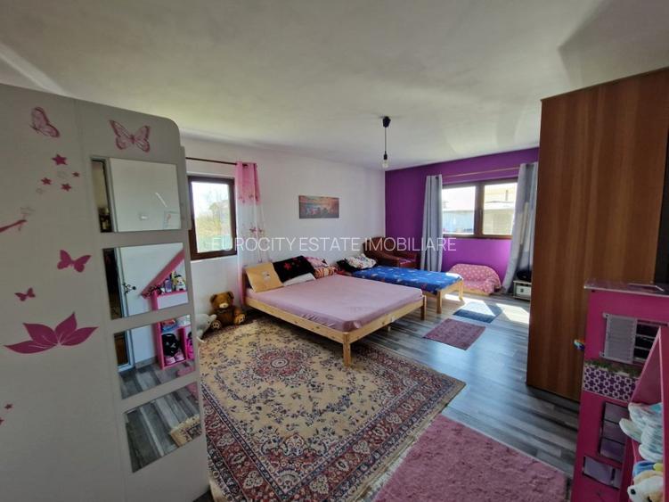 Mihailesti, vanzare vila P+M, 258mp, teren 912mp. - 19