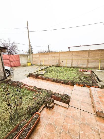 Vila individuala 6 camere Zona Ghencea Metrou Raul Doamnei Comision 0% - 2