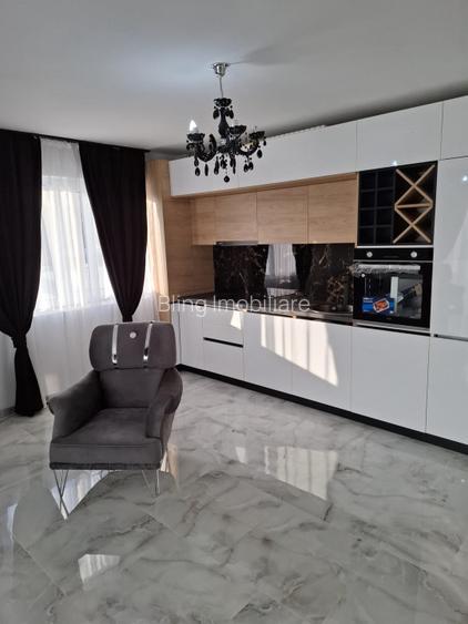 Apartament cu 3 camere decomandate - 15