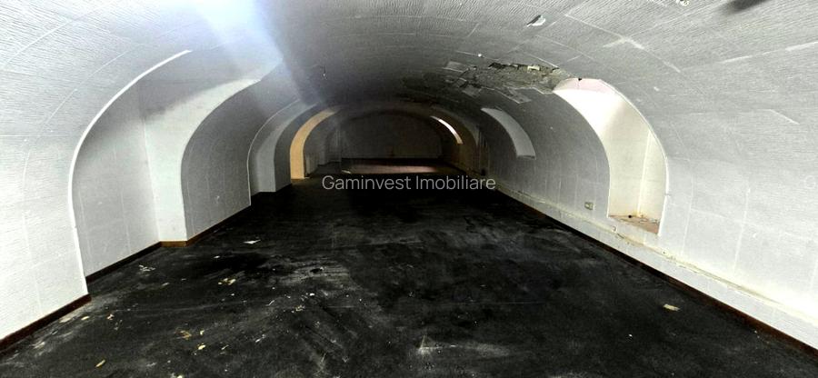 Spatiu comercial de vanzare în Oradea, cu dublu vad comercial, ultracentral - 12