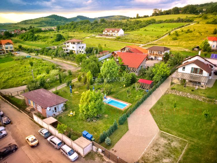 Pensiune + 2 Case, Piscina, Iaz, Garaj, Curte 3.200 mp, panouri |VIDEO - 4