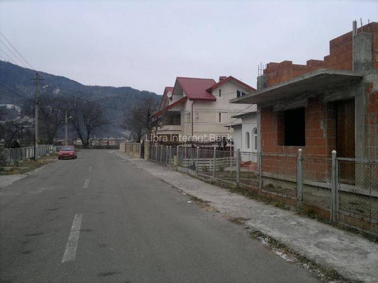 VANZARE Casa in constructie Bicaz - 2