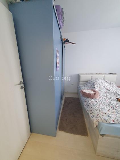 Vând apartament  cu curte - 4