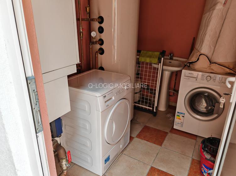 Casa 8 camere mobilata si utilata RASNOV - 25