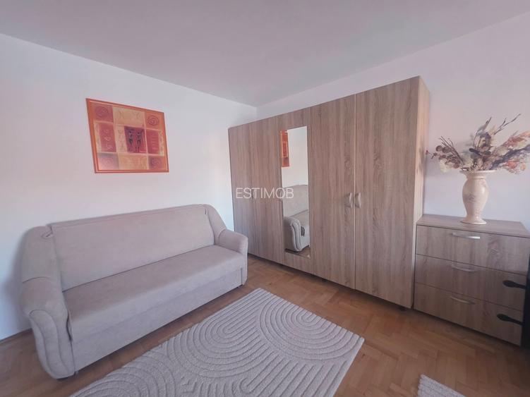 Inchiriez 2 camere decomandat str Toamnei cu parcare proprie - 6