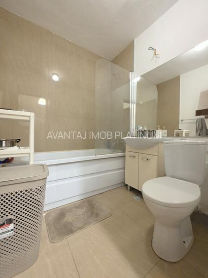 Calea Vacaresti - Parc Tineretului (Lumea Copiilor), bloc 1988 - 10