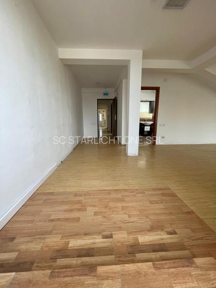 Vila multifunctionala,  980 mp, 1500 mp teren  - 6