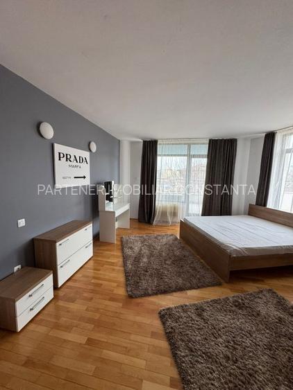 Apartament 4 camere de inchiriat – Ultracentral Bd. Mamaia, bloc nou - 4