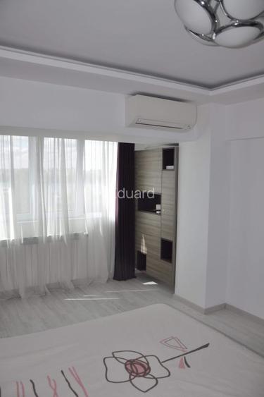 Inchiriez  apartament 2 camere lux Faleza Nord - 12