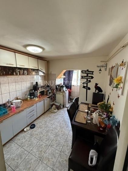 2 camere D- Pacurari Autocenter- 67mp-124000 euro - 5