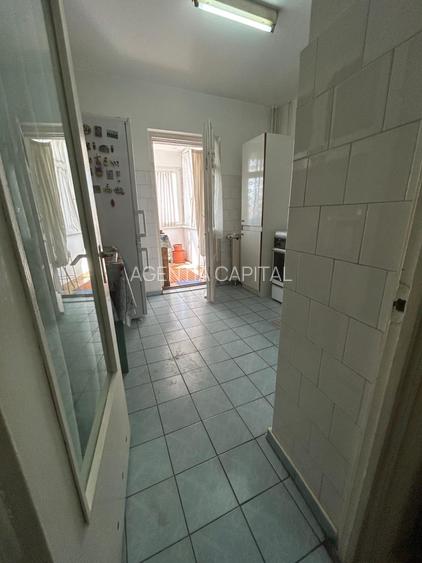 Apartament decomandat Piata Centrala - 2