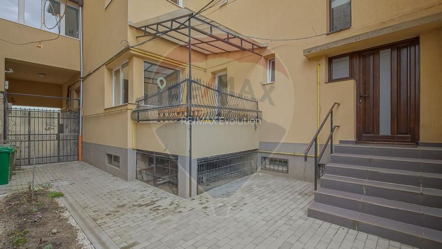 COMISION 0% - Spatiu Comercial de închiriat - Bulevardul 15 Noiembrie - 11