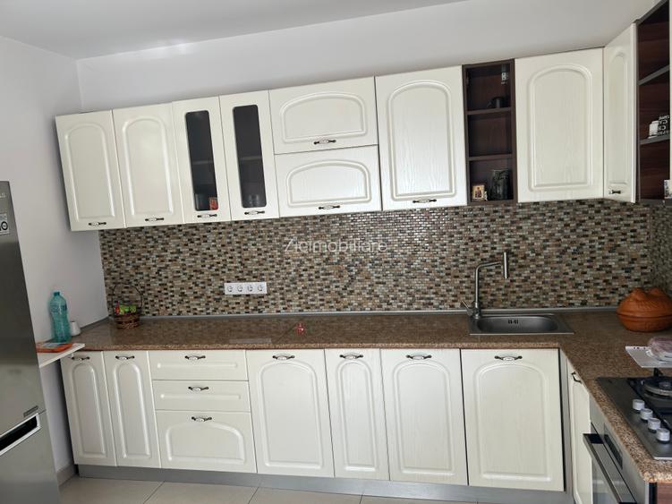 Vilă P+1 4 camere Teren 300 mp  Bragadiru – Strada Safirului - 18