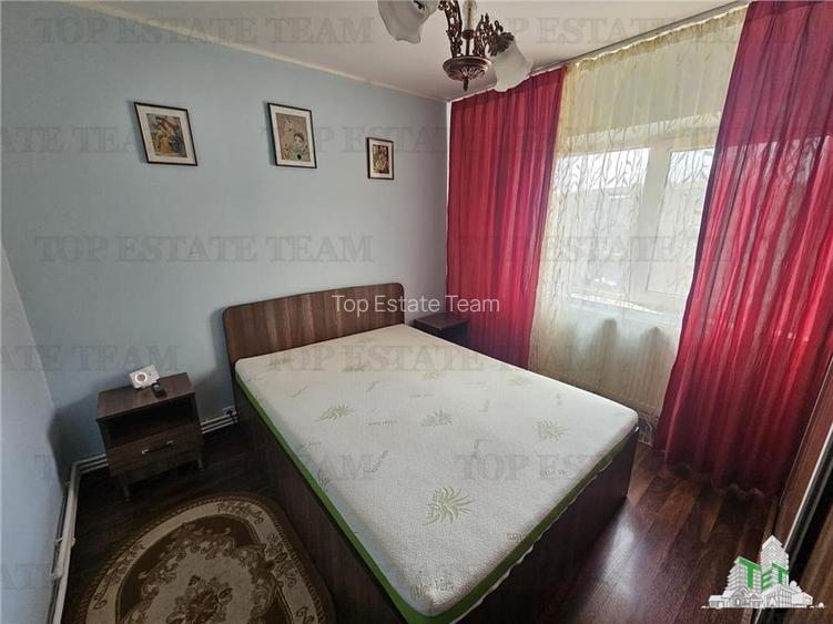 Apartament 2 camere etaj 4/4 curat si luminos - Poarta 6, Constanta - 12