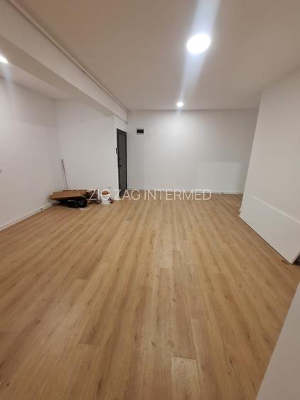 Tomis III , spatii IDEAL BIROURI, 61 mp. + curte, imobil 2023 - 2