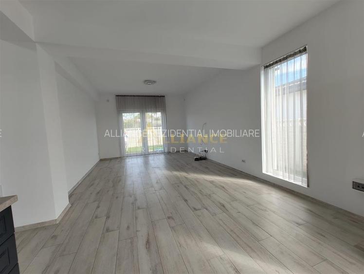 Casa individuala - 3 camere--PANOURI SOLARE - 9