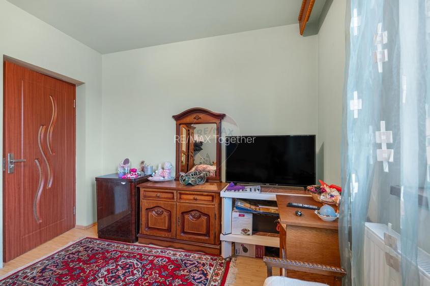 Casă / Vilă cu 6 camere de vânzare - Oraselul Copiilor - 17