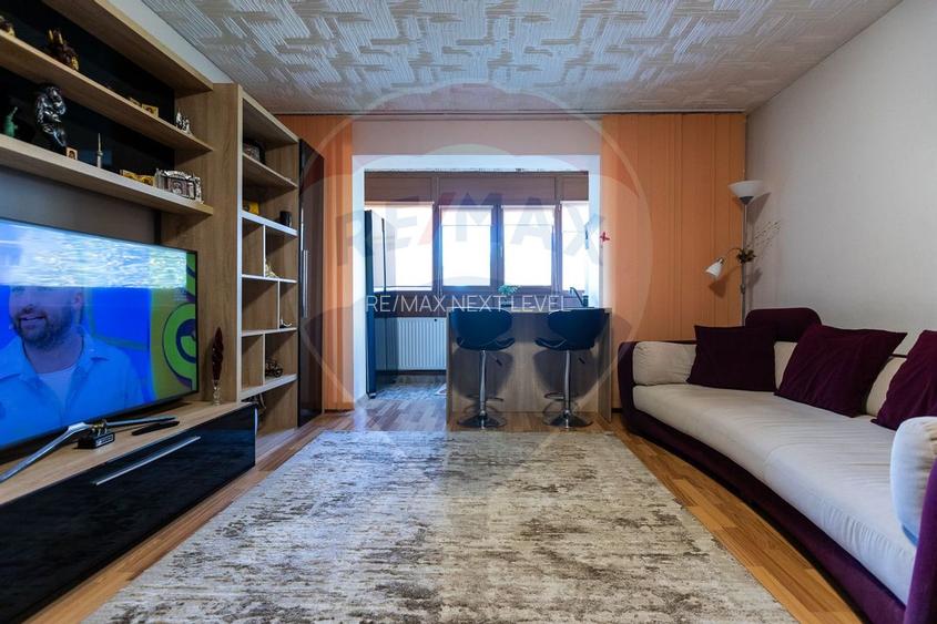 Apartament de vanzare cu 4 camere decomandat, Aleea Ghioceilor - 3