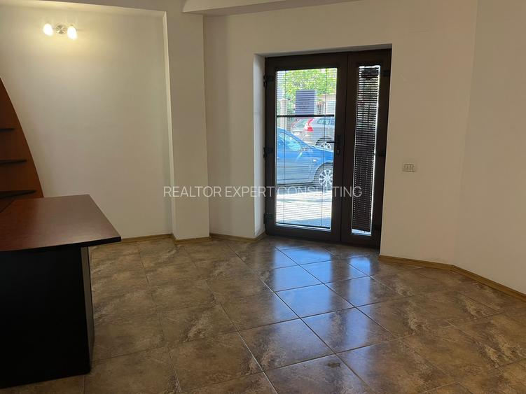 Spatiu birouri, situat ultracentral, centrala gaz, 350 Euro - 2