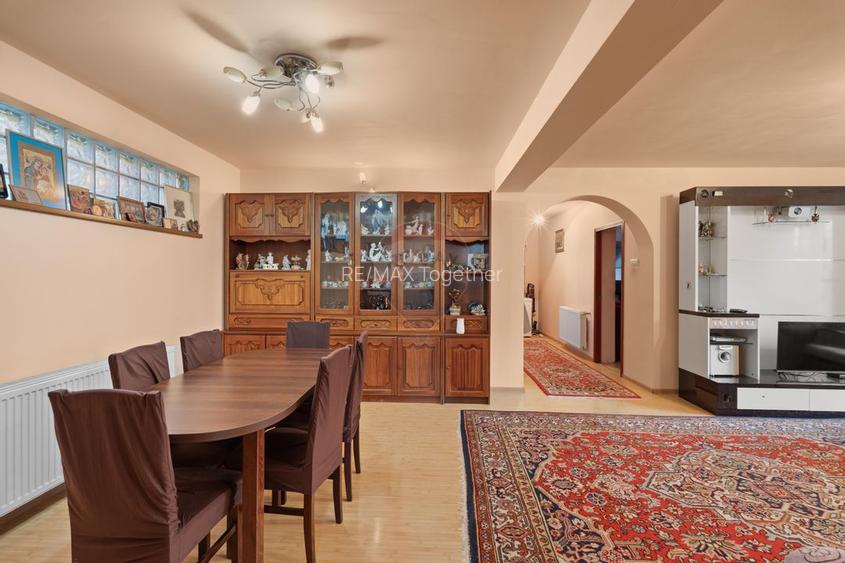 Casă / Vilă cu 6 camere de vânzare - Oraselul Copiilor - 6