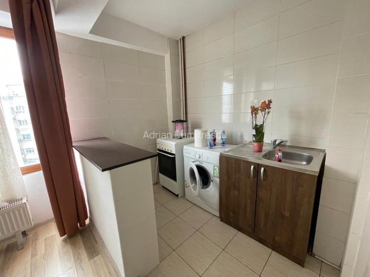 Auchan-Vitan Garsoniera 30 mp,mobilata si utilata,etaj 8,comision 0% - 5