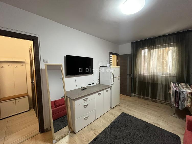Garsoniera Alexandru cel Bun-Zimbru, in bloc de apartamente - 4