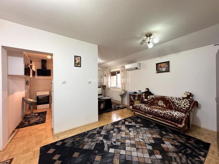 Dambovita-Nora, Centrala proprie, Bloc izolat - 2