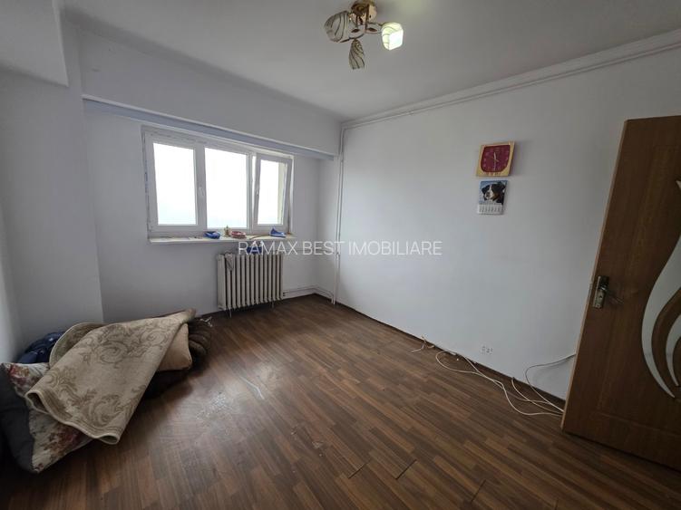 Berceni, pe B-ul Obregia, stradal, bloc reabilitat, pasajul Europa Unita - 14