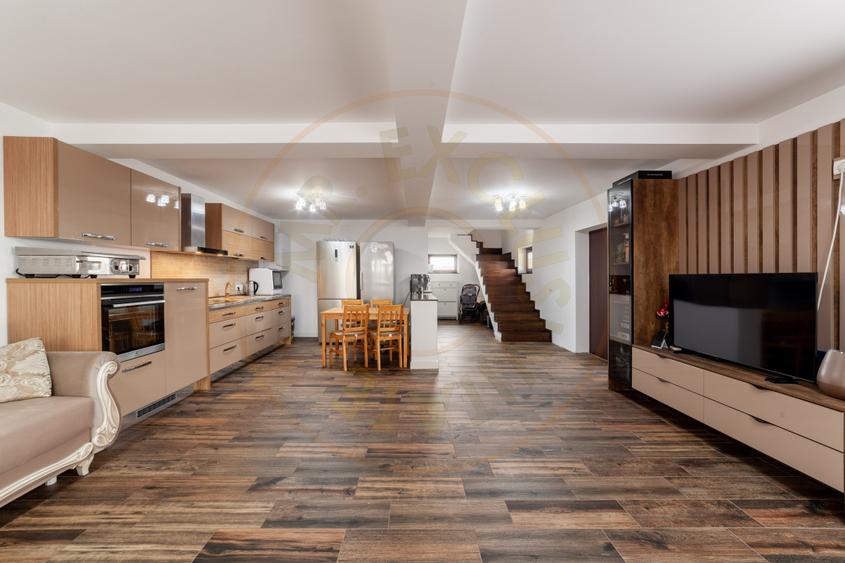 Casa P+M, 120mp utili, teren 477mp, Bradu, AG