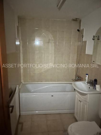 PROPRIETAR-Vând apartament 2 camere, Bacău - 9