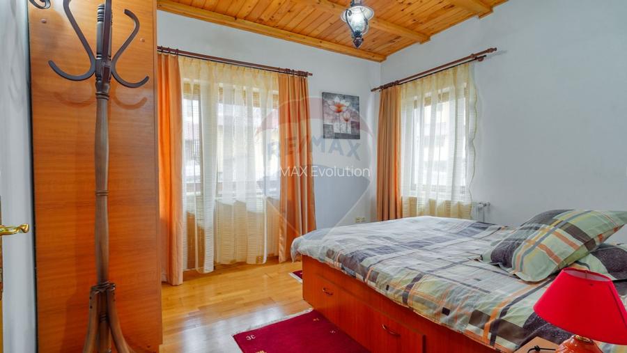 Vilă de vânzare în Predeal – vedere panoramică către pârtia de schi - 21